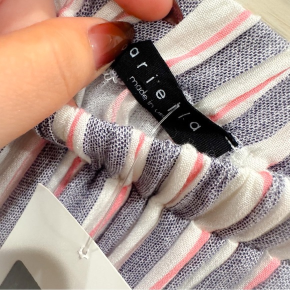 NWT Ariella striped bell sleeve boho off shoulder top ❤️ - Picture 5 of 6